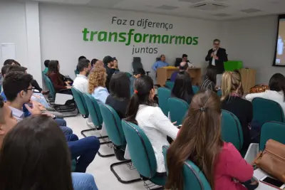 UniFAJ e Sicredi premiam alunos destaques em projeto das instituições