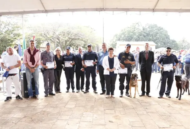 Destaques na área de segurança pública foram homenageados em cerimônia na Fazenda da Barra