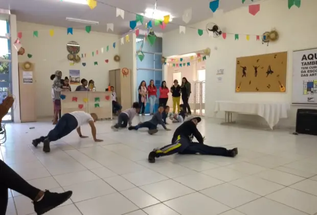 Em parceria, Cras Nassif e Escola das Artes promovem oficina de Dança de Rua