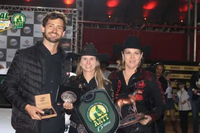 Em noite histórica, Ana Carolina Cardozo leva título do Campeonato Nacional de Três Tambores no JRF 2018