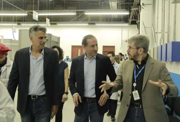 Candidato a governador de SP Paulo Skaf visita setor industrial de Jaguariúna