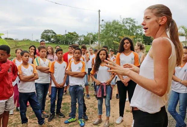 Alunos da rede municipal visitam Nascente eleita “modelo”