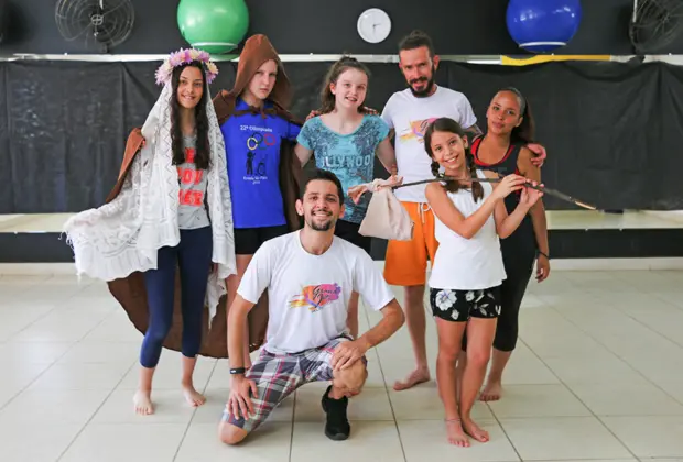 Studio fitness e de dança realiza espetáculo teatral em no dia 15