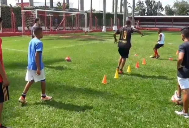 Escolinha de Futebol do União moderniza método de treinamento e terá mais competições