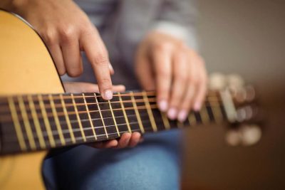 Oficina cultural de violão ganha duas novas turmas