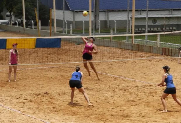 Neste fim de semana tem início o Campeonato Municipal de Vôlei de Areia