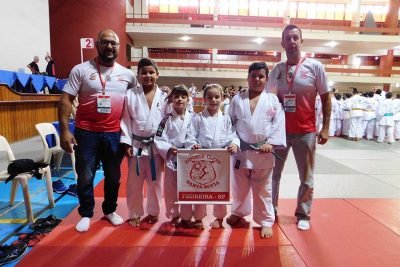 Judocas do Esporte Clube Santa Sofia/AEJAR conquistam medalhas em Serra Negra