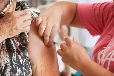 Holambra vacina mais da metade do público-alvo contra a gripe