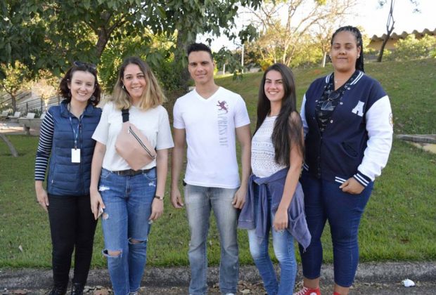 UniFAJ recebe estudante da Turquia para estagiar na instituição durante 3 meses