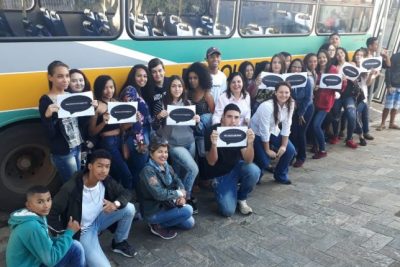 Jovens atendidos pelo CRAS Cruzeiro do Sul realizam visita a sede do SENAC