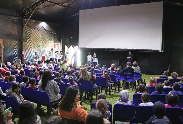 Holambra recebe sessões gratuitas de cinema do projeto “Ativação Dia C Itinerante”