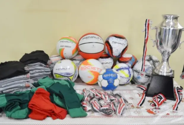 Esporte do município recebe kits esportivos do Governo do Estado