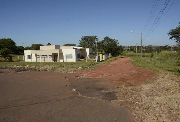 Via de acesso ao Centro Dia do Idoso será pavimentada