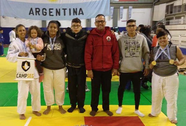 Equipe de judô conquista bons resultados em competição disputada na Argentina