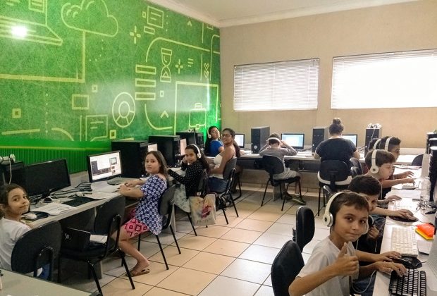 Escola + Bonita recupera estabelecimentos de ensino inclusive durante férias