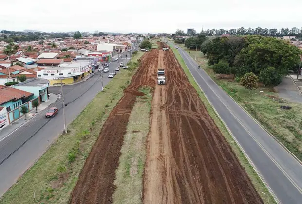 Começa construção da Avenida Alíbio Caveanha