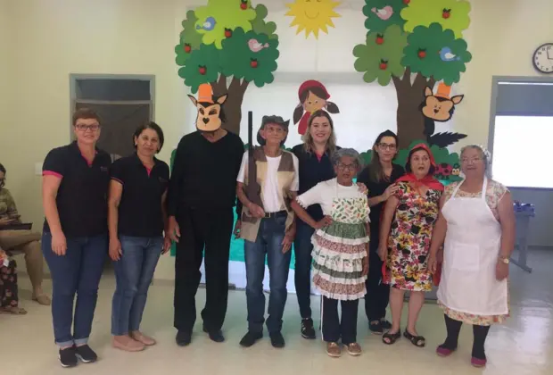 Centro Dia do Idoso promoveu “Encontro com Netos”