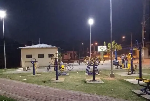Prefeitura de Pedreira instala iluminação de LED em Praças e garante mais segurança à população