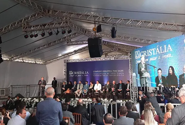 Bolsonaro participa de inauguração de planta farmoquímica oncológica em Itapira