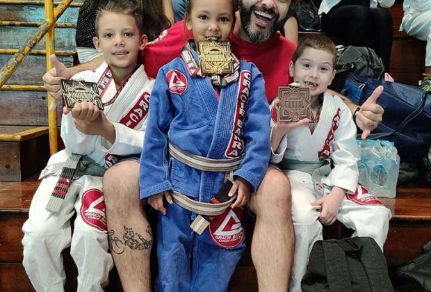 Atletas guaçuanos conquistam ótimos resultados em torneio internacional de jiu-jítsu