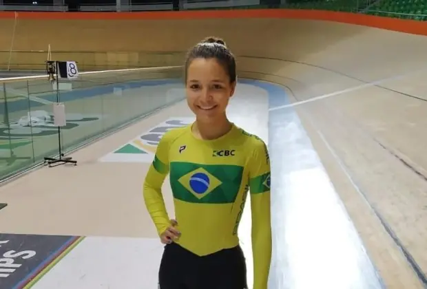 Júlia Braga vai competir no Campeonato Mundial de Ciclismo de Estrada