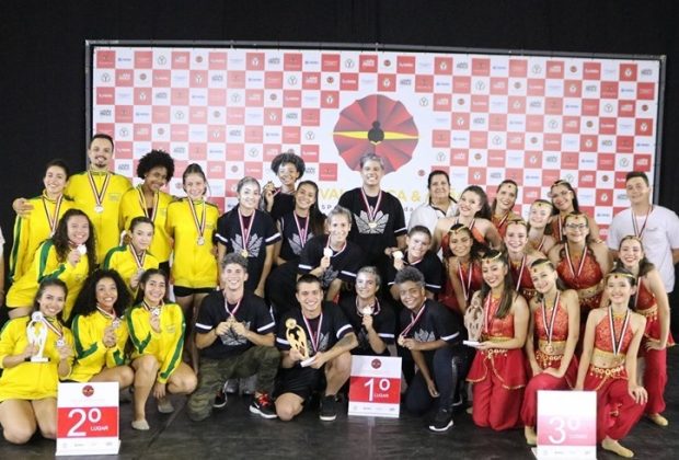 Grupo de Dança conquista medalha de ouro no Festival Dança e Ação