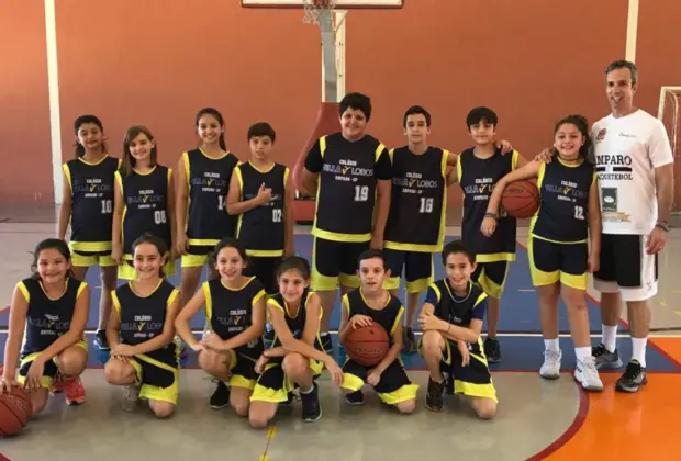 Basquetebol de Amparo esteve em quadra em duas categorias