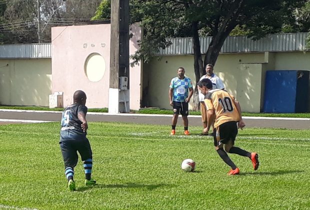 LM Monitoramento e Bandeirante disputam final do Futebol Quarentão no domingo, dia 15