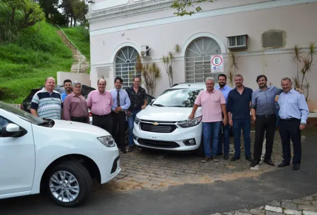 JH – Prefeitura de Pedreira e deputados Baleia Rossi e Jorge Caruso viabilizam veículos para a APAE