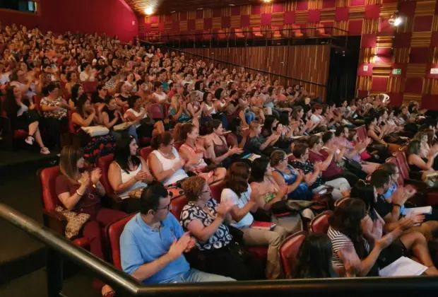 Nino Paixão destaca neurolinguística e pedagogia como ferramentas eficazes em palestra a professores de Jaguariúna