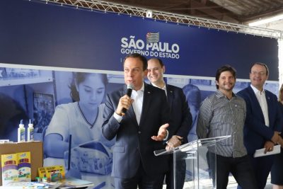 OR – Governo de SP libera R$ 1 bilhão para beneficiar escolas de todo estado