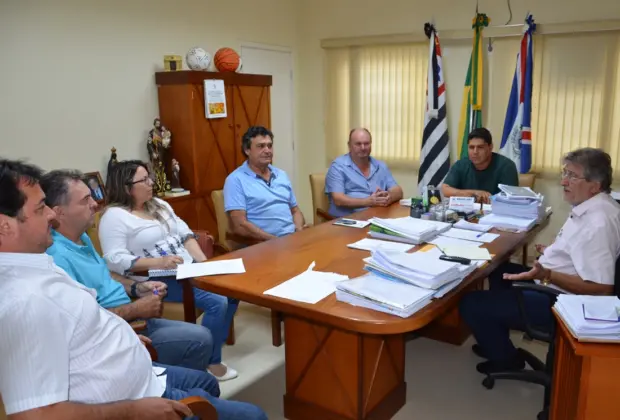 OR – Reunião define medidas de apreensão de cavalos soltos e punição dos proprietários