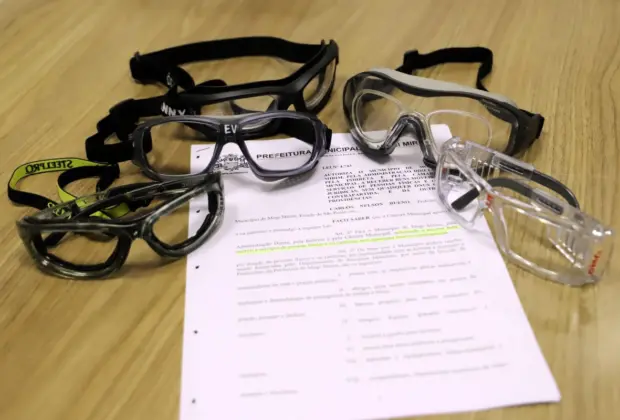 Município recebe doação de óculos de proteção para área da Saúde