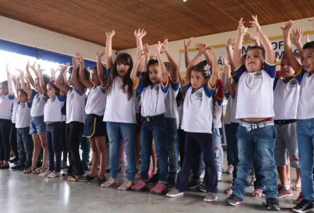 MAIS DE 300 ALUNOS DE ESCOLAS MUNICIPAIS SERÃO BENEFICIADOS COM PROJETO CONTRATURNO E TERÃO AULAS EM PERÍODO INTEGRAL