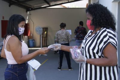 Prefeitura de Jaguariúna amplia distribuição de cestas básicas e doa máscaras de tecido para famílias em vulnerabilidade social