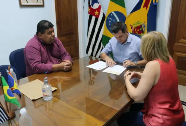 Prefeitura de Artur Nogueira recebe repasse da Câmara de Vereadores.