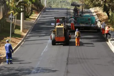 Prefeitura asfalta Rua Marion no Santo Antônio do Jardim Jaguariúna