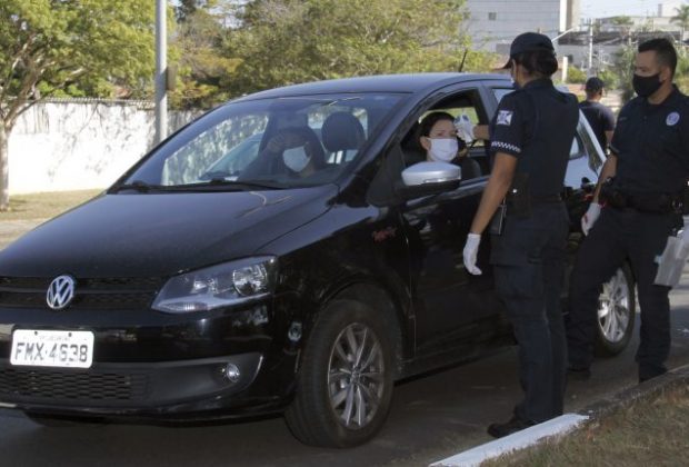 Polícia Municipal de Jaguariúna realiza Barreira Sanitária na entrada da cidade