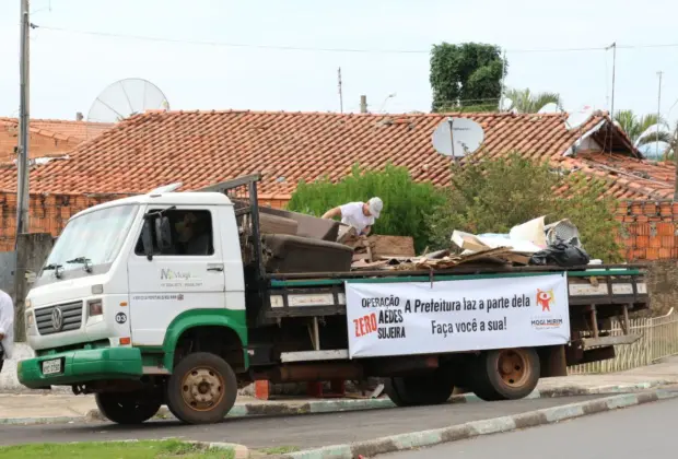 600 caminhões de sujeira foram retirados das ruas em mutirões contra a dengue em Mogi Mirim