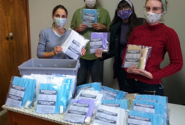 CREAS faz distribuição de kits de higiene para população de rua em Amparo
