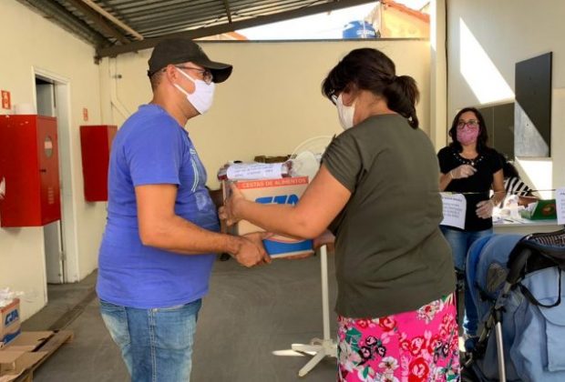 Prefeitura de Jaguariúna começa a distribuição de kits de alimentação e limpeza para famílias cadastradas na Assistência Social