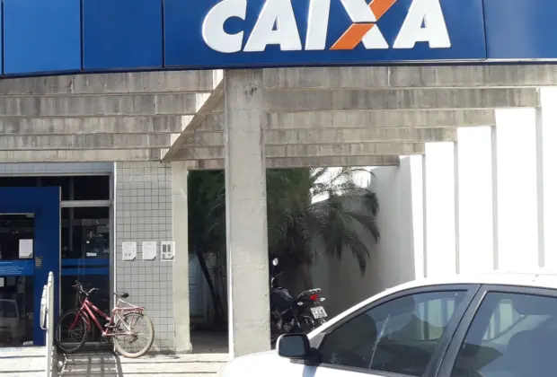 CAIXA NÃO ABRE E CAUSA CONFUSÃO NA BAIXA MOGIANA