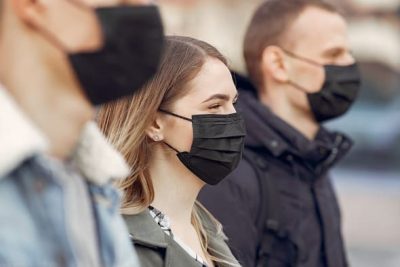 Governo de SP determina uso obrigatório de máscaras em todo o Estado