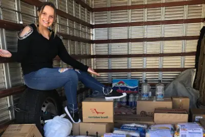 Emy Maziero arrecada uma tonelada de alimentos para doações em sua primeira live
