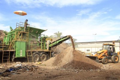 Prefeitura realiza britagem de entulho da construção civil para uso nas estradas rurais – Jaguariúna
