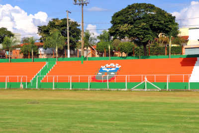 Holambra entrega reforma do Estádio Municipal Zeno Capato