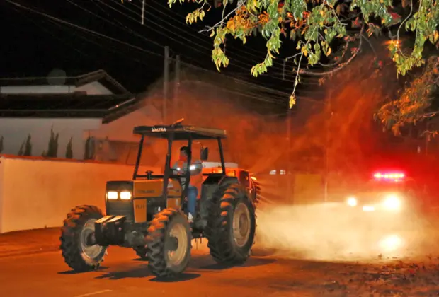 Moradores de Holambra aprovam desinfecção de ruas e calçadas