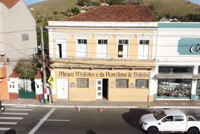 Prédio que abriga os Museus Histórico e da Porcelana de Pedreira está sendo reformado pela Administração Municipal
