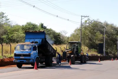 Alça de acesso nas Chácaras São Marcelo é construída pela Prefeitura