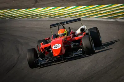 Campineiro João Pedro Maia corre com um F3 pela primeira vez